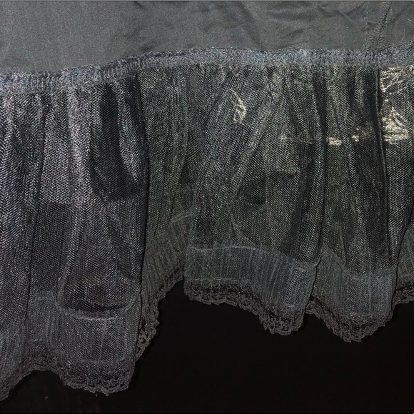 Size 6  black and white AGB Dress - Picture 7 of 7